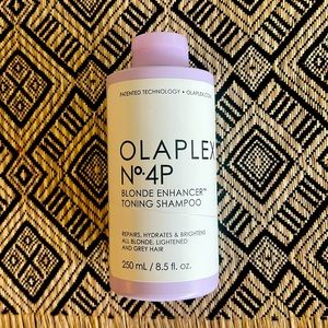 Olaplex Blonde Enhancer Toning Shampoo 8.5 oz